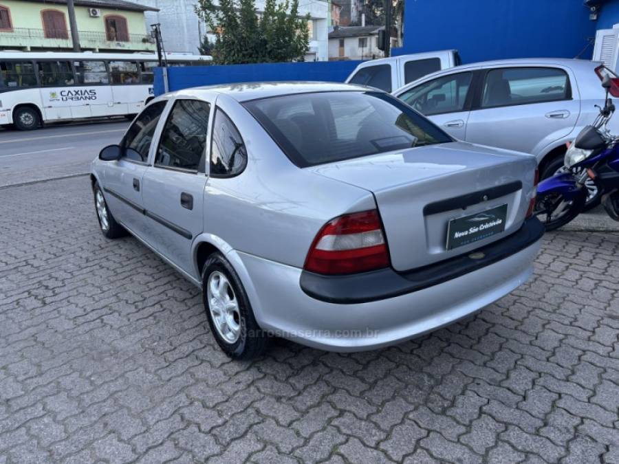 CHEVROLET - VECTRA - 1999/1999 - Prata - R$ 22.900,00