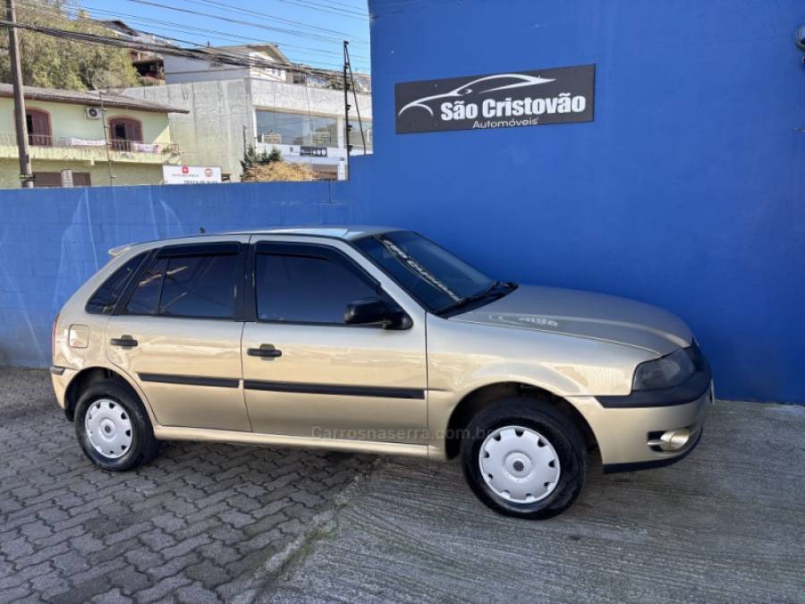 VOLKSWAGEN - GOL - 2002/2003 - Bege - R$ 24.500,00
