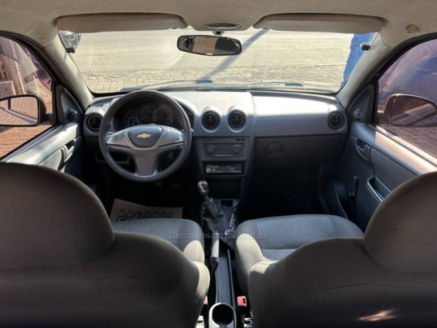 CHEVROLET - CELTA - 2013/2014 - Preta - R$ 27.500,00