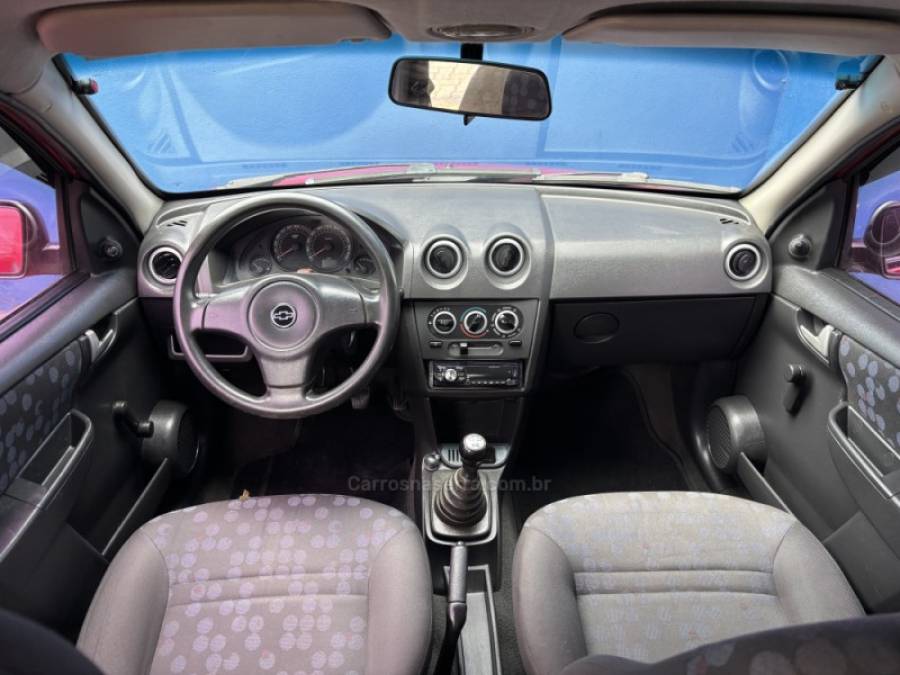 CHEVROLET - PRISMA - 2008/2009 - Vermelha - R$ 27.500,00