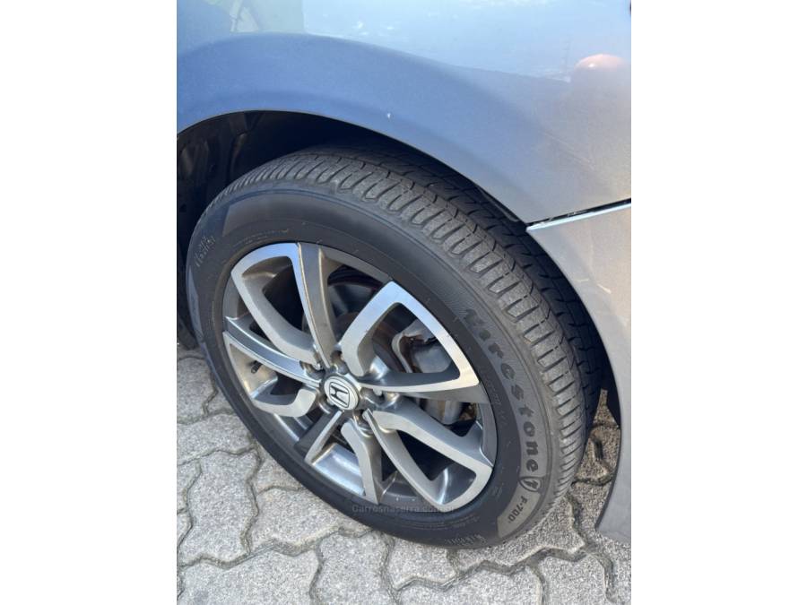 HONDA - CIVIC - 2014/2015 - Cinza - R$ 78.900,00