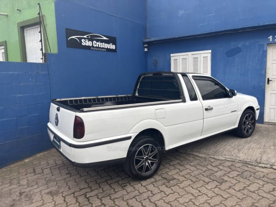 VOLKSWAGEN - SAVEIRO - 2001/2001 - Branca - R$ 29.500,00
