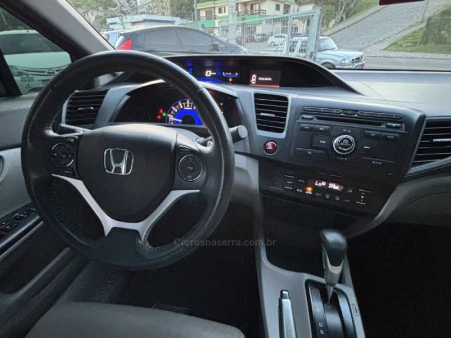 HONDA - CIVIC - 2014/2015 - Cinza - R$ 78.900,00