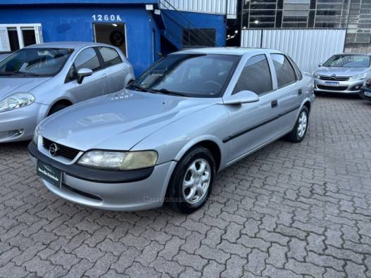 CHEVROLET - VECTRA - 1999/1999 - Prata - R$ 22.900,00