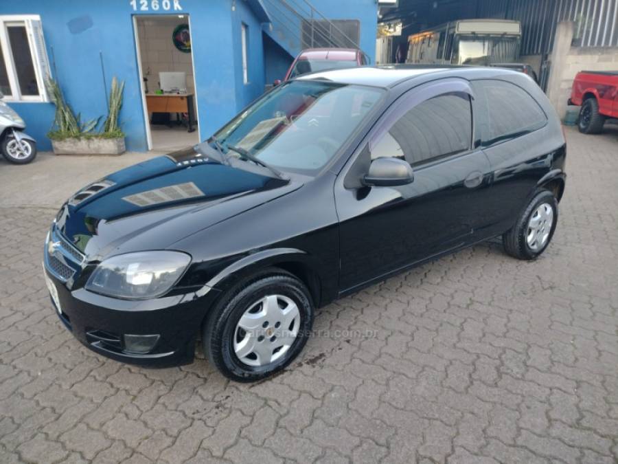 CHEVROLET - CELTA - 2013/2014 - Preta - R$ 27.500,00