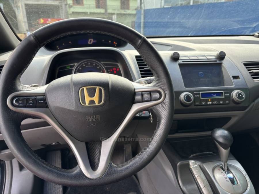 HONDA - CIVIC - 2008/2008 - Preta - R$ 41.000,00