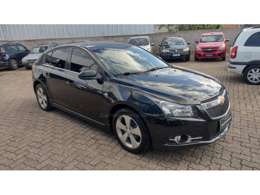 CHEVROLET - CRUZE - 2014/2014 - Preta - R$ 59.500,00