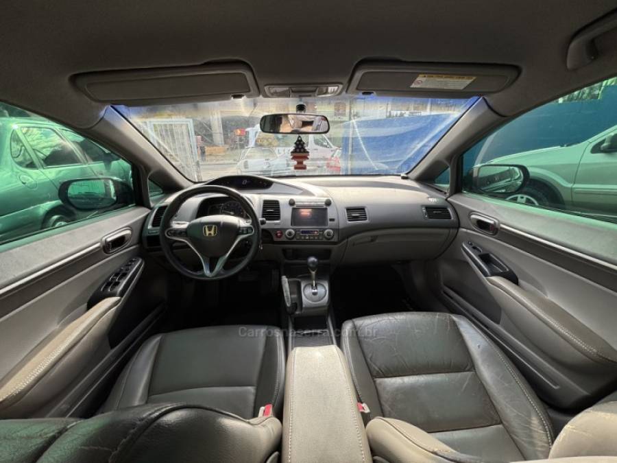 HONDA - CIVIC - 2008/2008 - Preta - R$ 41.000,00