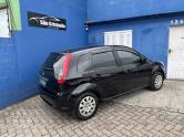 FORD - FIESTA - 2013/2014 - Preta - R$ 30.500,00