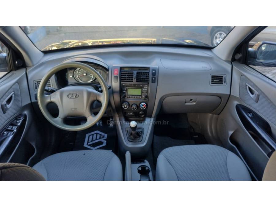 HYUNDAI - TUCSON - 2010/2011 - Preta - R$ 43.500,00