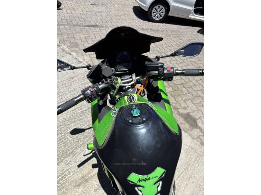 KAWASAKI - NINJA 650R - 2014/2014 - Verde - R$ 28.500,00
