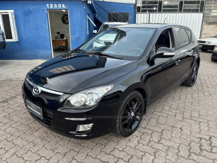 HYUNDAI - I30 - 2010/2011 - Preta - R$ 41.500,00
