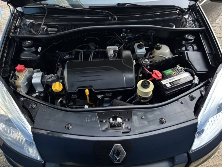 RENAULT - SANDERO - 2008/2009 - Preta - R$ 29.900,00