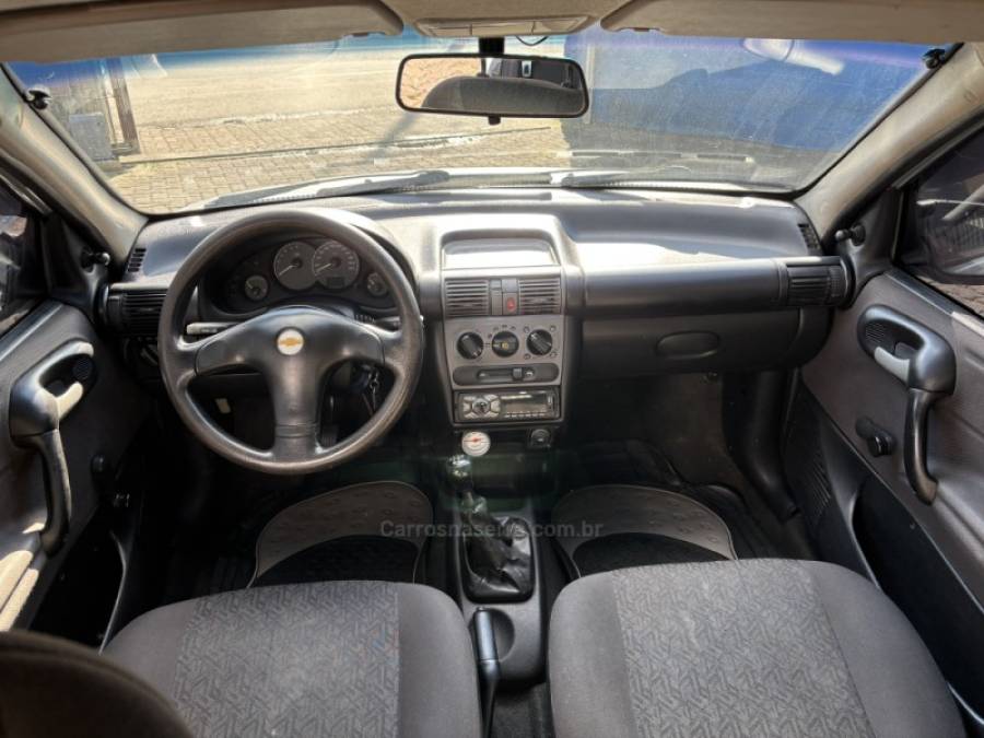 CHEVROLET - CORSA - 2007/2008 - Prata - R$ 19.500,00