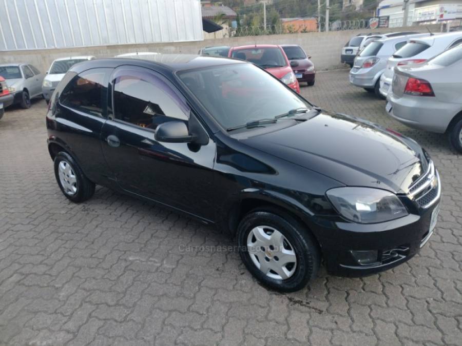 CHEVROLET - CELTA - 2013/2014 - Preta - R$ 27.500,00