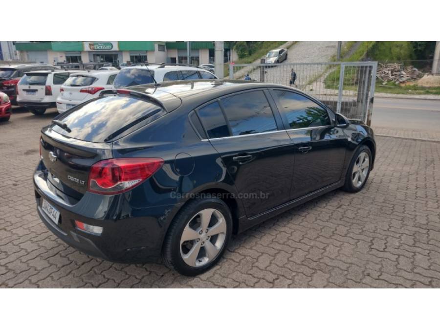 CHEVROLET - CRUZE - 2014/2014 - Preta - R$ 59.500,00