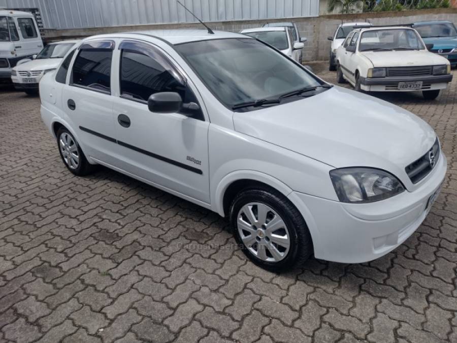 CHEVROLET - CORSA - 2006/2006 - Branca - R$ 22.500,00