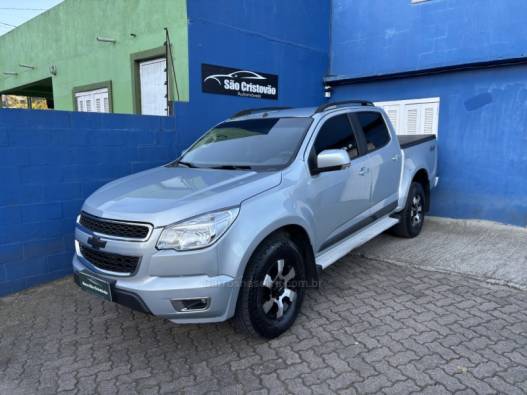 CHEVROLET - S10 - 2012/2013 - Prata - R$ 109.900,00