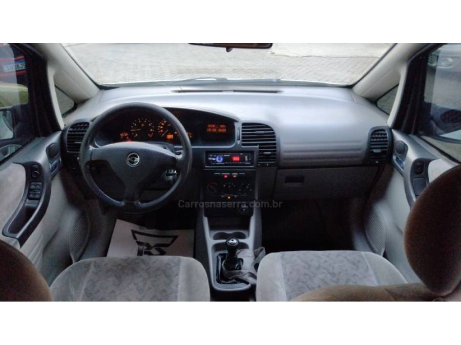 CHEVROLET - ZAFIRA - 2001/2001 - Branca - R$ 21.000,00