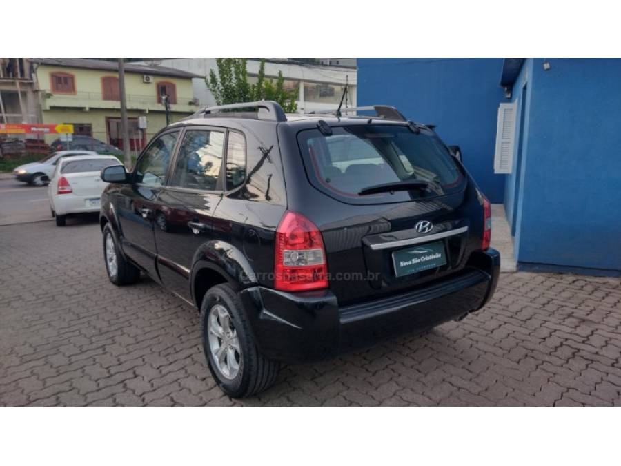 HYUNDAI - TUCSON - 2010/2011 - Preta - R$ 43.500,00