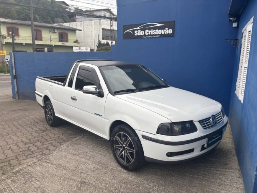 VOLKSWAGEN - SAVEIRO - 2001/2001 - Branca - R$ 29.500,00