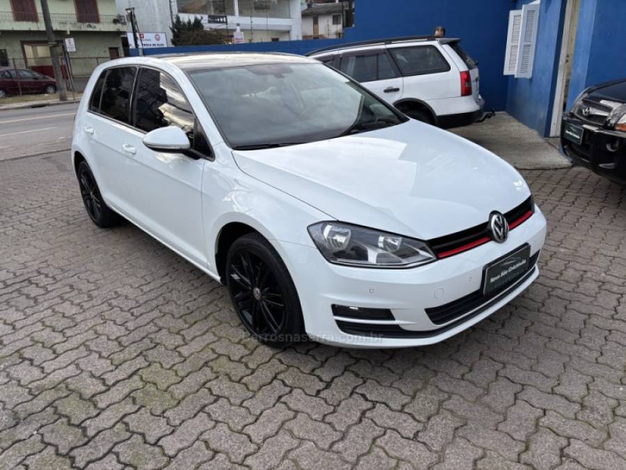 VOLKSWAGEN - GOLF - 2017/2017 - Branca - R$ 81.500,00