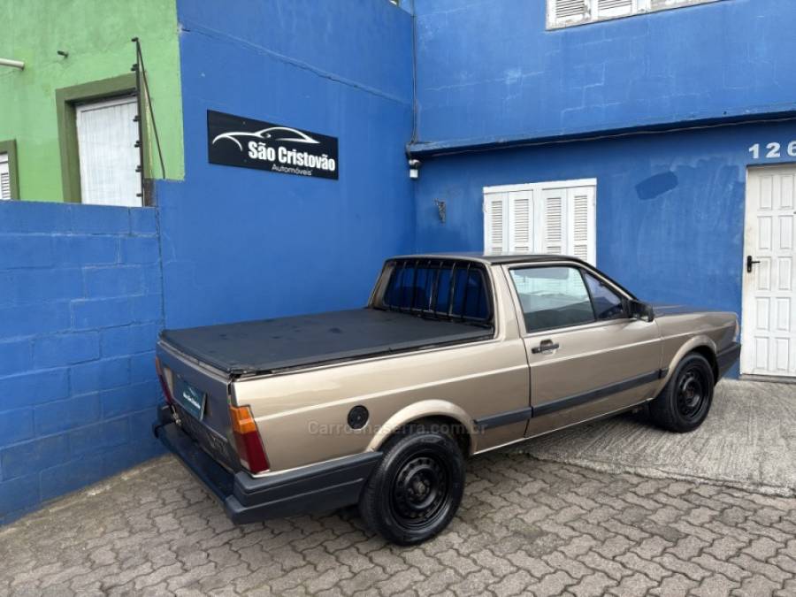 VOLKSWAGEN - SAVEIRO - 1992/1992 - Bege - R$ 13.900,00